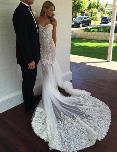 Off the Shoulder Short Sleeves Court Train Mermaid Wedding Dress with Appliques Lace INF75