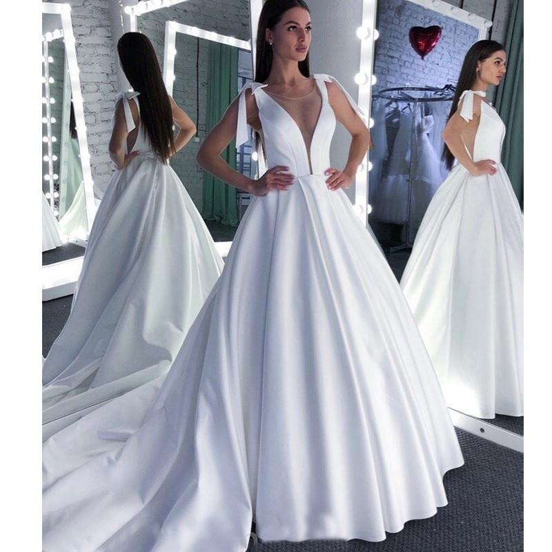 A Line Round Neck White Prom Wedding Dress With Bowknot INQ57