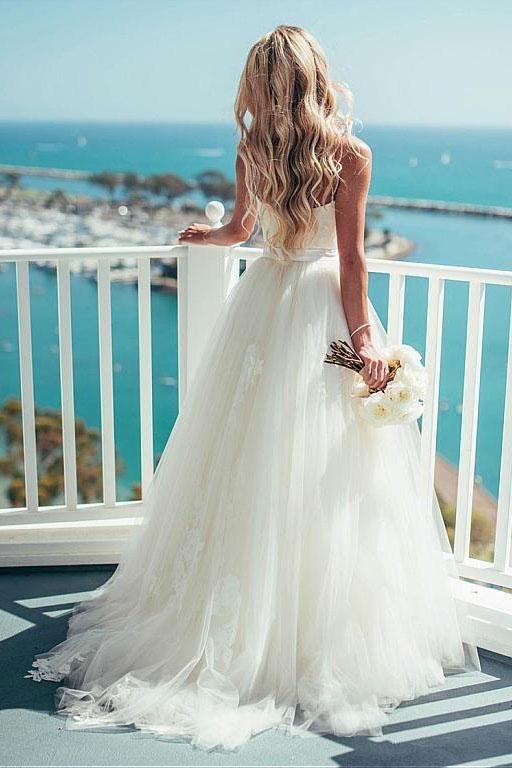 Pretty Spaghetti Straps A-line Tulle Ivory Summer Beach Wedding Dresses,stunning Bridal Gown IN283