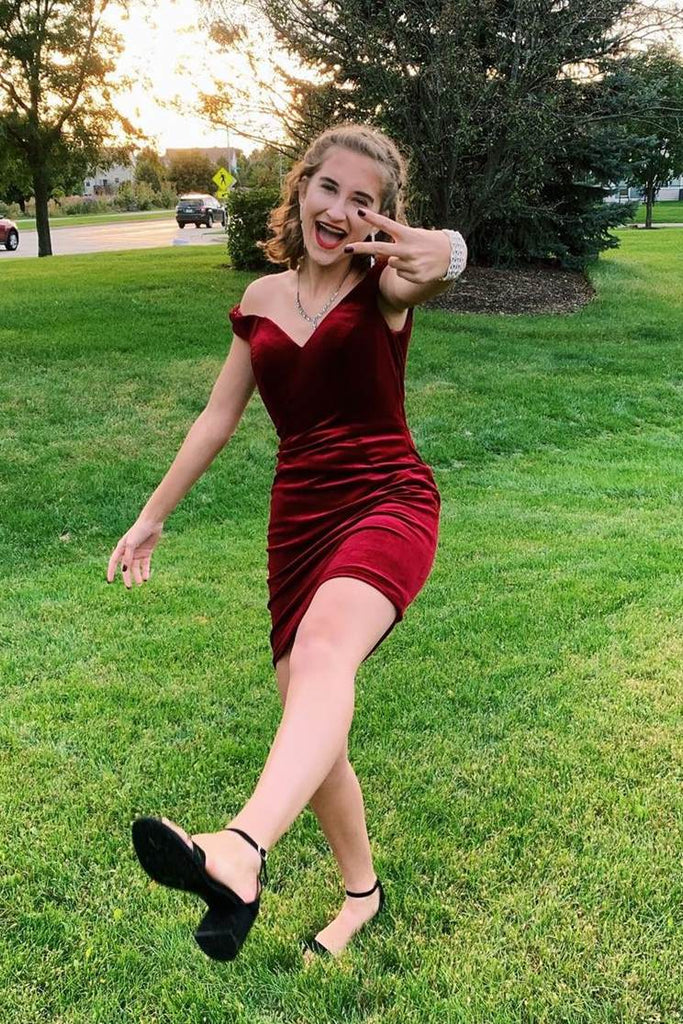 Off the Shoulder Burgundy Velvet Bodycon Short Homecoming Dresses INHD27