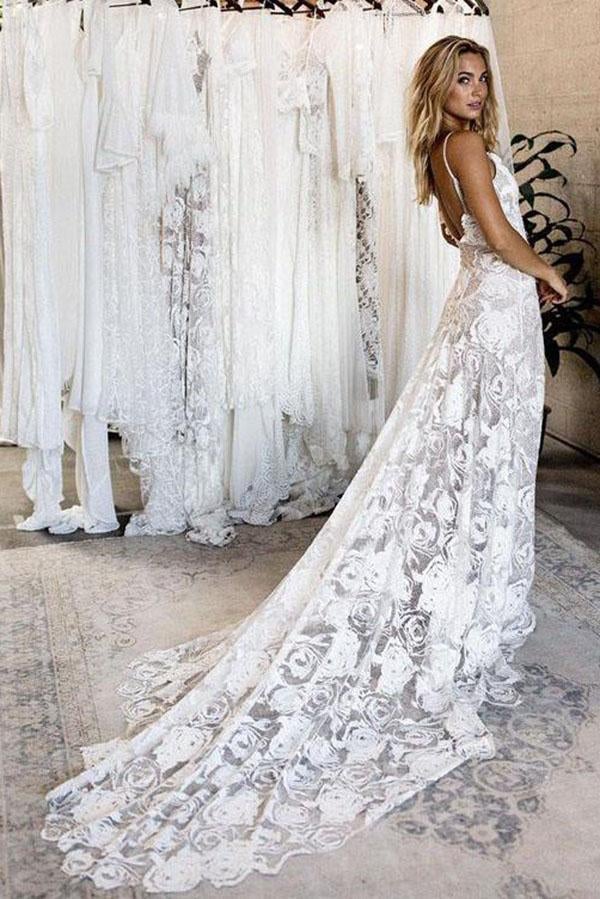 New Arrival Lace Backless V Neck Ivory Spaghetti Straps Beach Wedding Dresses INC71